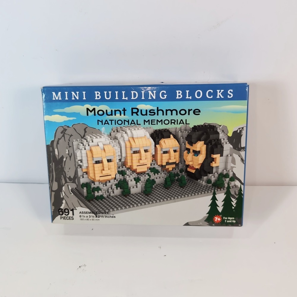 Mount Rushmore National Memorial Mini Building Blocks 691 Pieces Set New Sealed